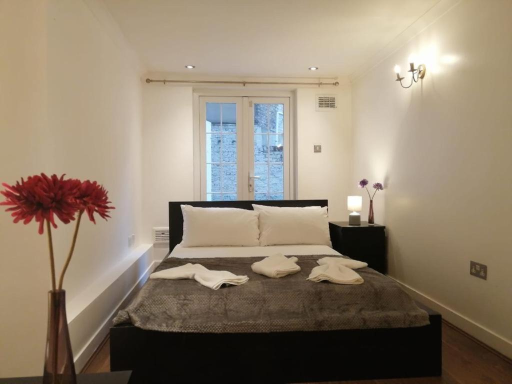 Apartament Entire 2-bedroom Flat In Camden *