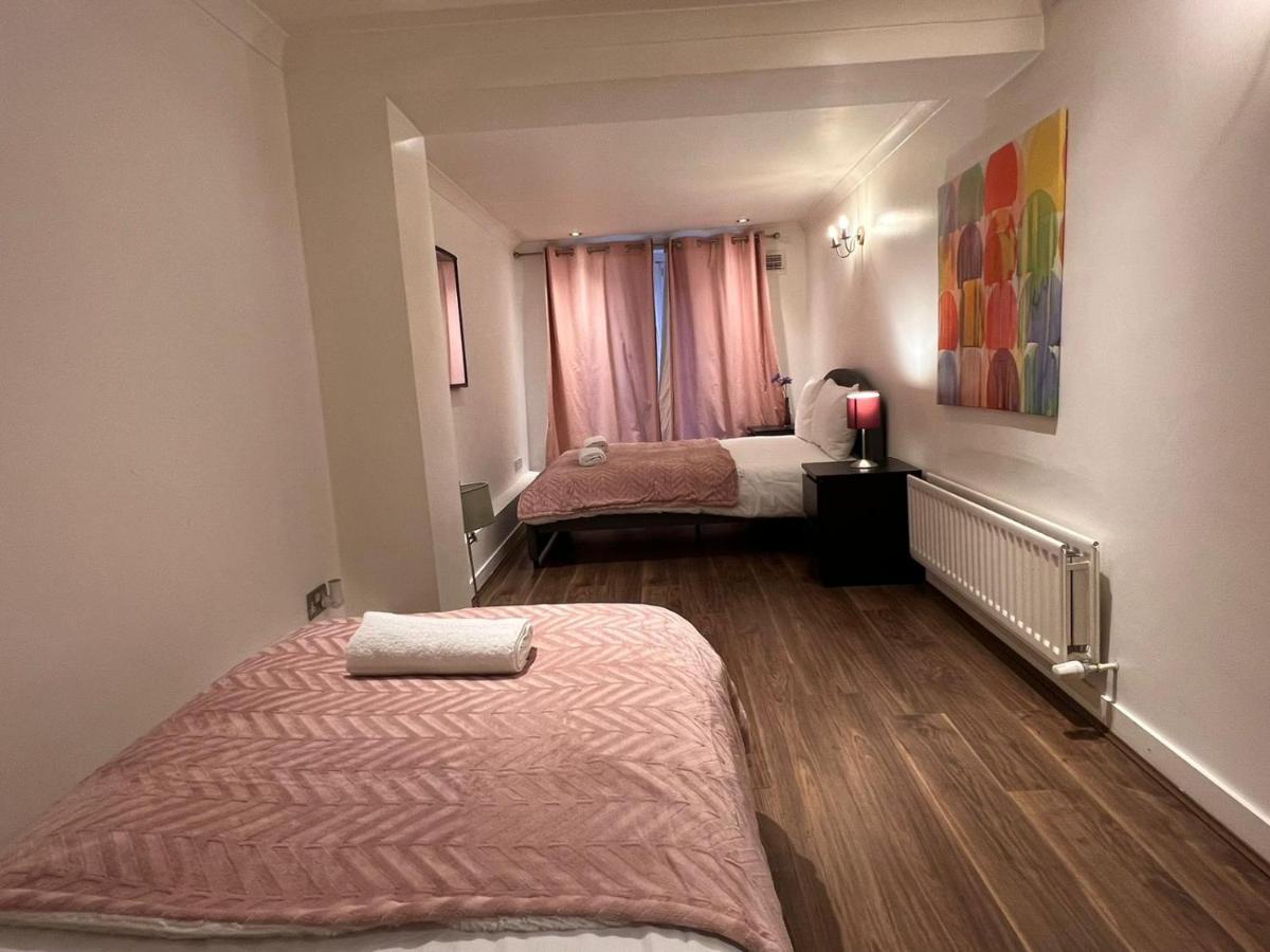 Entire 2-bedroom Flat In Camden Apartament Londra